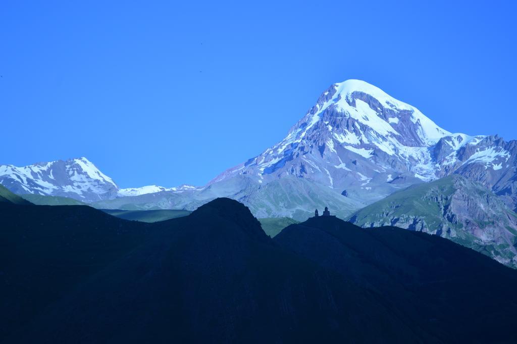 Guest House Qubi Kazbegi Extérieur photo