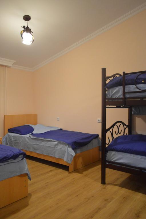 Guest House Qubi Kazbegi Extérieur photo